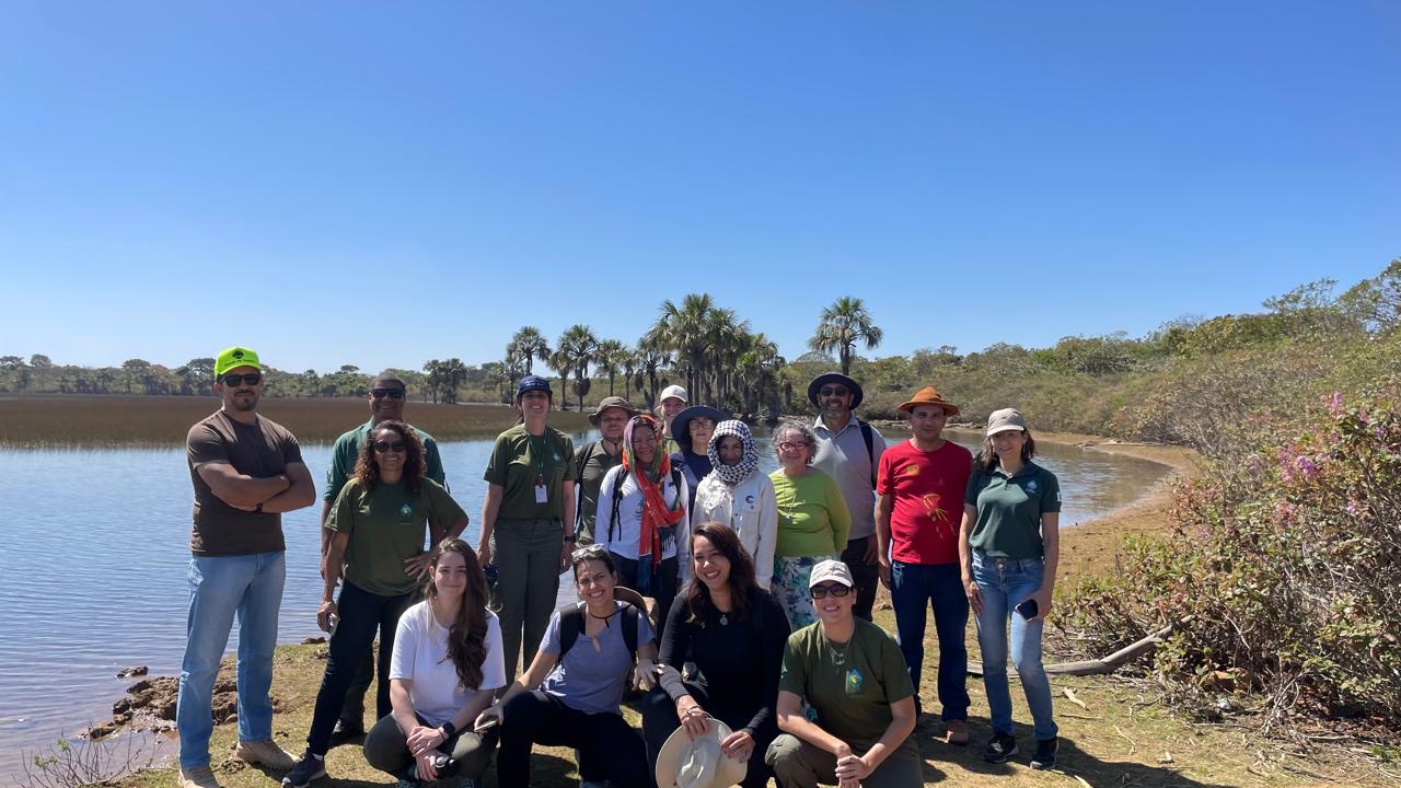 Estação Ecológica Águas Emendadas recebe membros do comitê para visita